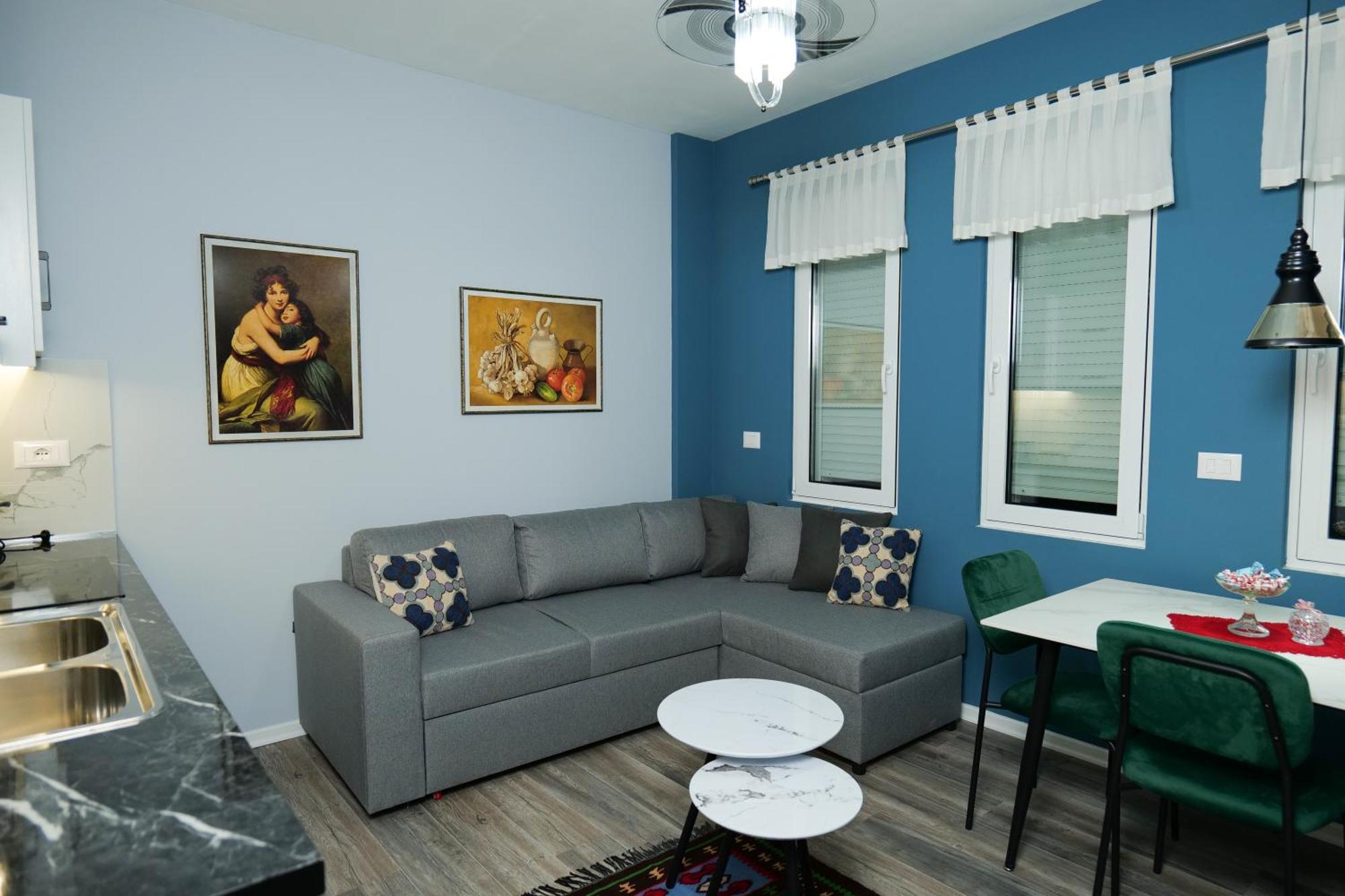Travelers' Korca Home Екстер'єр фото