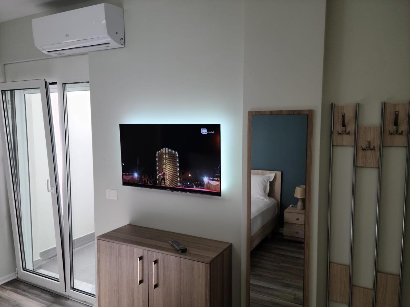 Travelers' Korca Home Екстер'єр фото