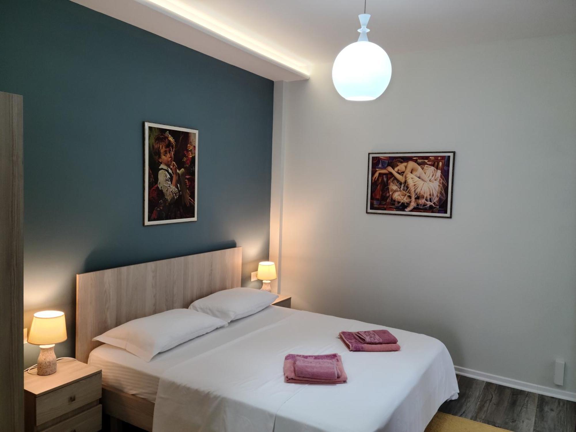 Travelers' Korca Home Екстер'єр фото
