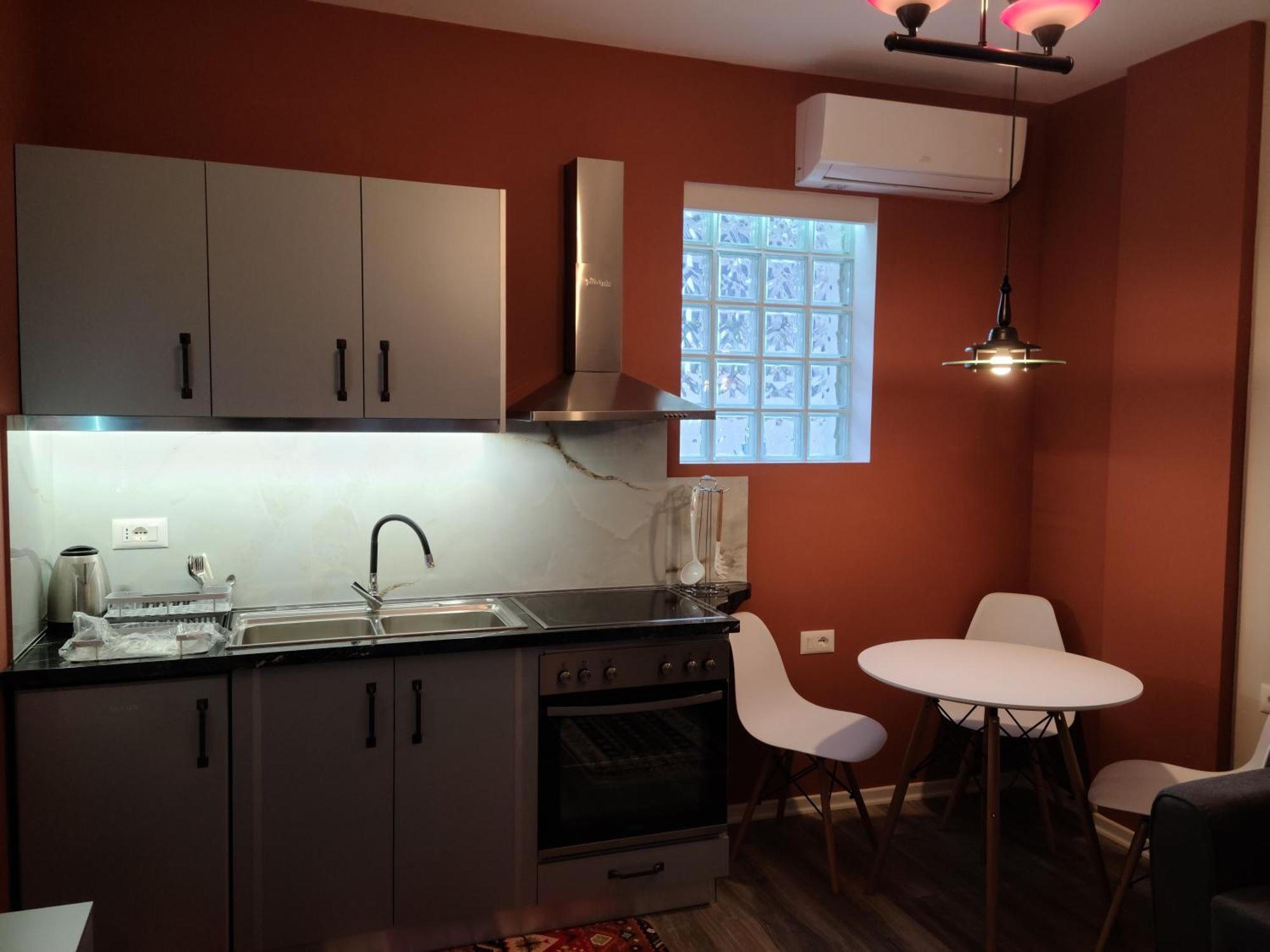 Travelers' Korca Home Екстер'єр фото